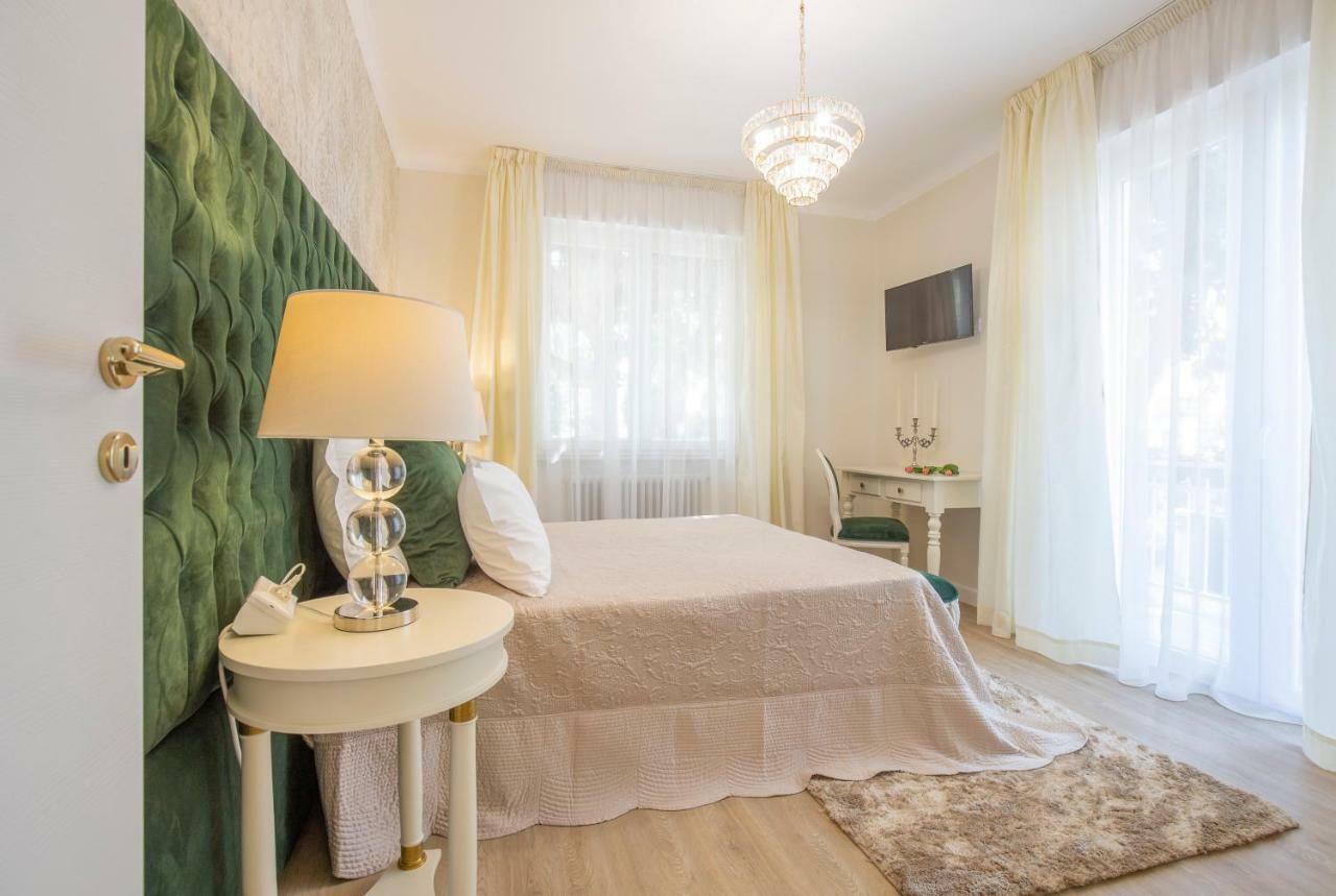 Crys: Apartments, Holiday, Business, Verde فيرونا المظهر الخارجي الصورة
